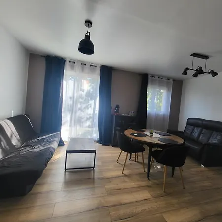 Iago ,gare Et Aéroport à Proximité Apartamento