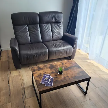 Apartment Iago ,gare Et Aeroport A Proximite