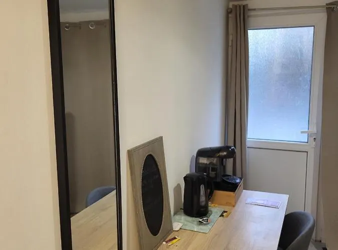 Apartment Iago ,gare Et Aeroport A Proximite