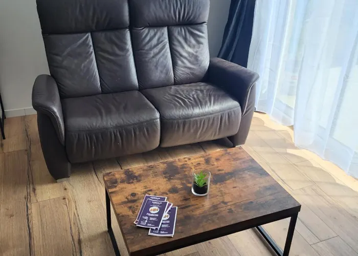 Apartment Iago ,gare Et Aeroport A Proximite