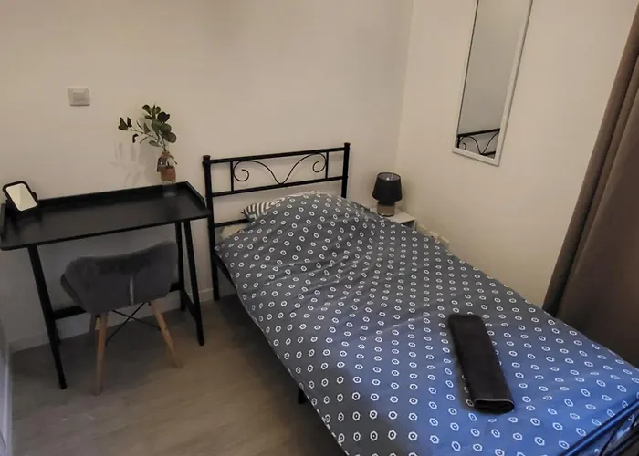 Apartment Iago ,gare Et Aeroport A Proximite *