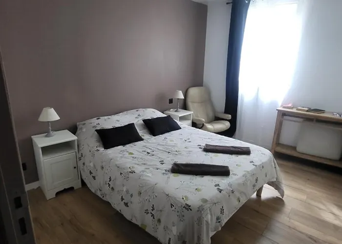 Iago ,gare Et Aeroport A Proximite Apartment