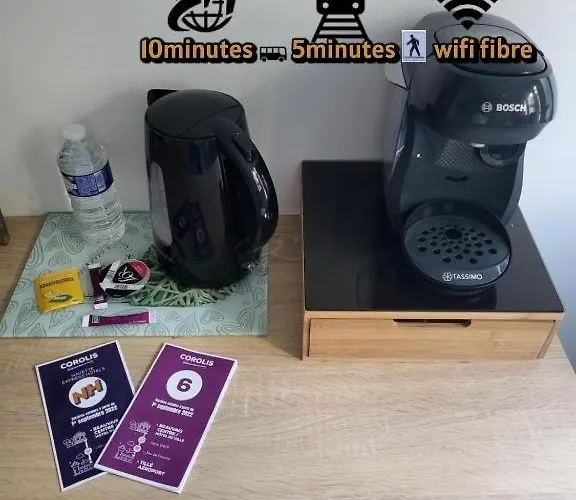 Iago ,gare Et Aeroport A Proximite