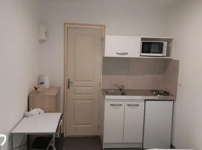 Iago ,gare Et Aeroport A Proximite Apartment Beauvais